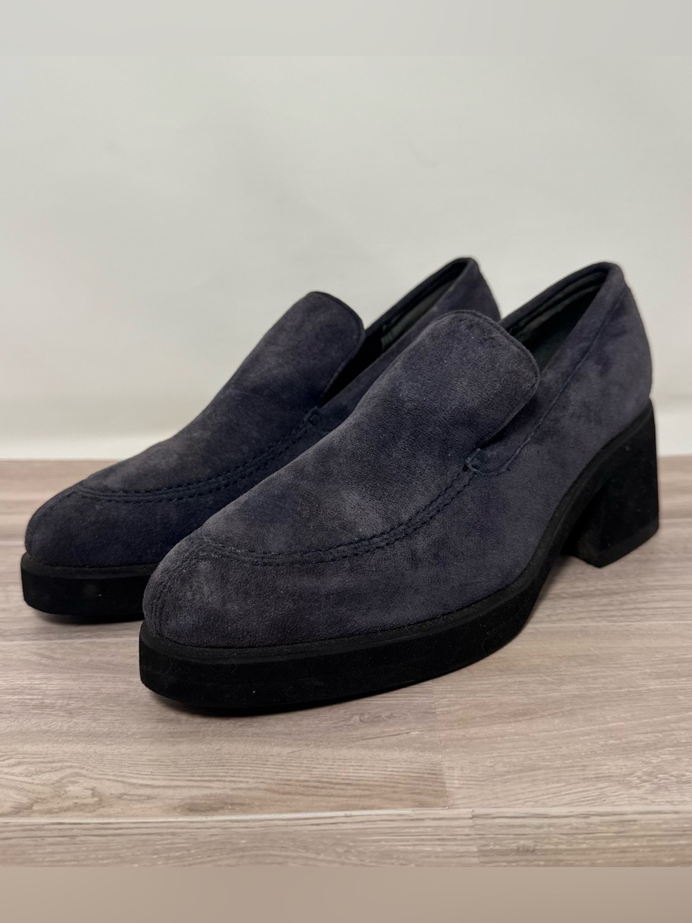 Vintage Y2K Hush Puppies Leather Blue Suede Block Heel Slip On Loafer Size 6.5W